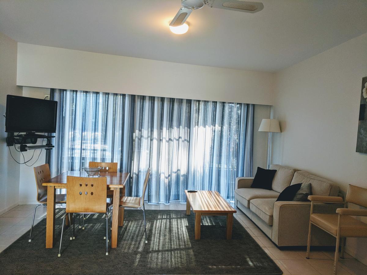 Metung Waters Motel And Apartments Екстер'єр фото