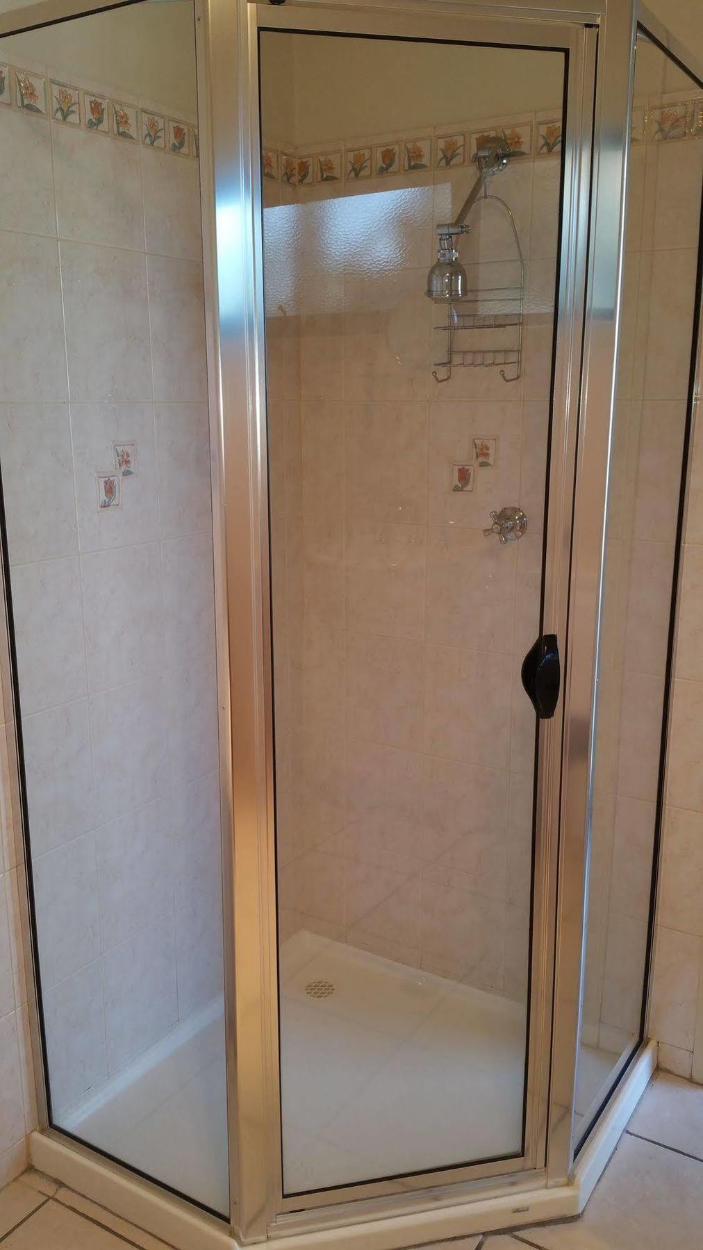 Metung Waters Motel And Apartments Екстер'єр фото